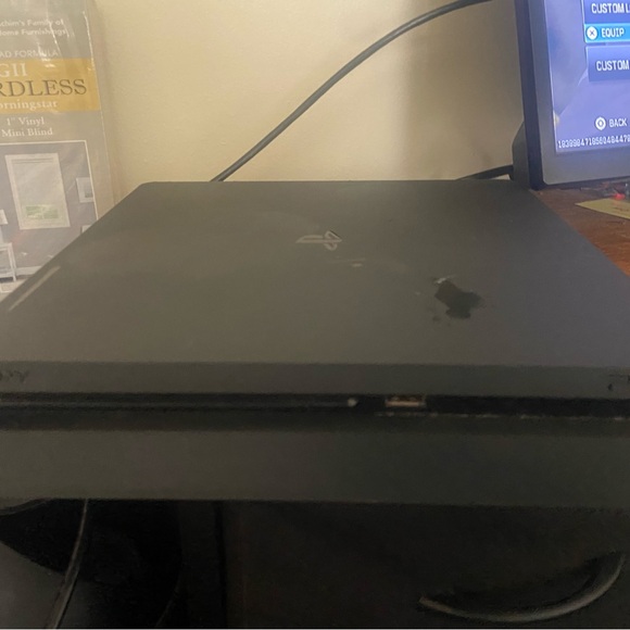 PS4 slim